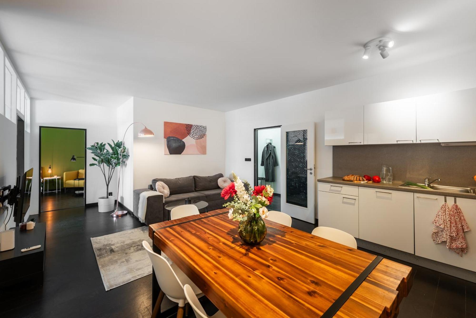 Spacious Apartments Near Karlin Square Praga Zewnętrze zdjęcie