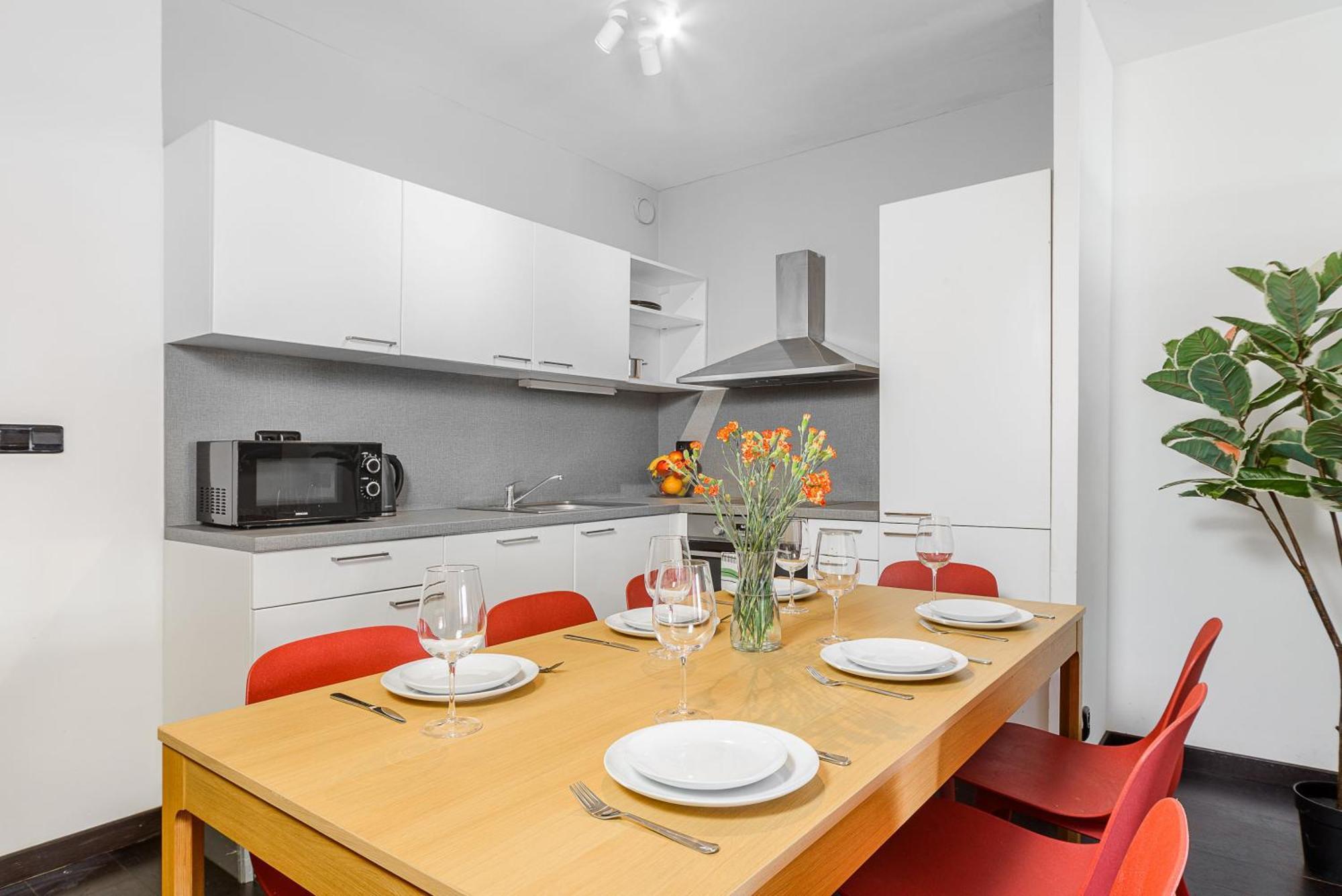Spacious Apartments Near Karlin Square Praga Zewnętrze zdjęcie