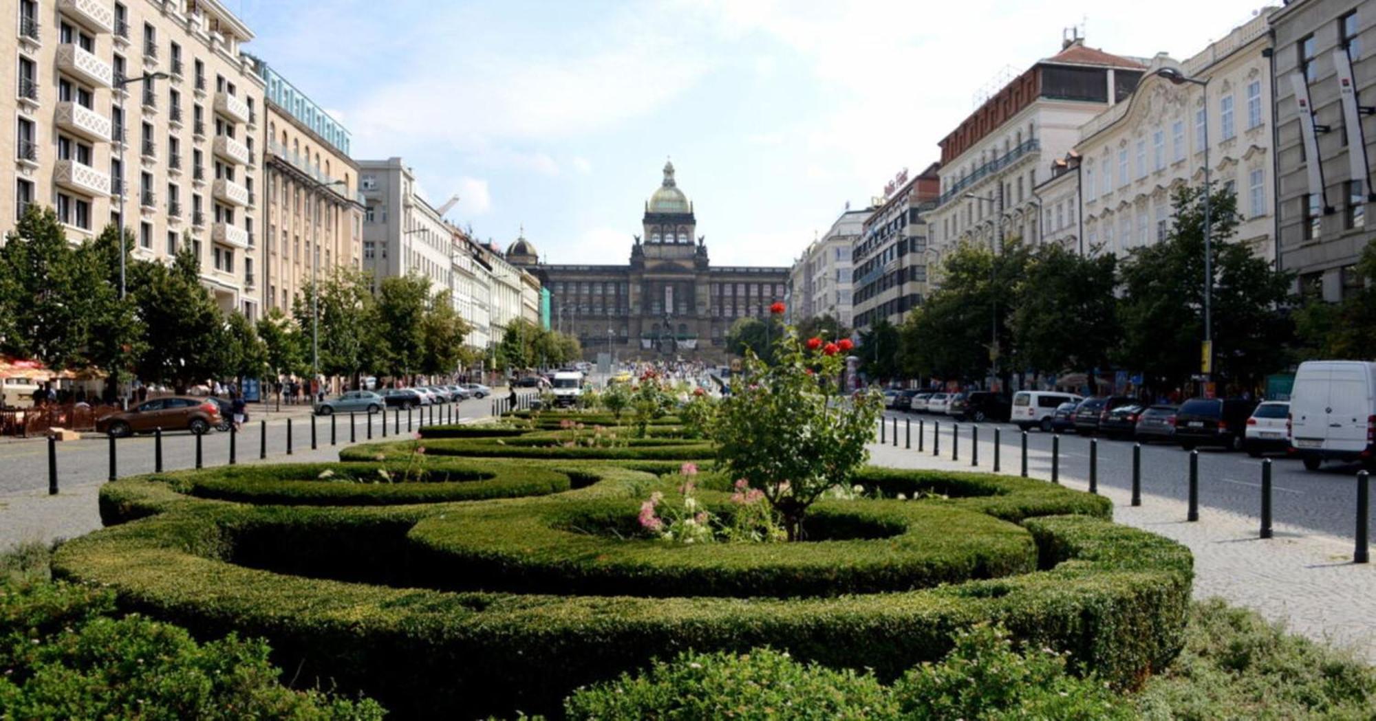 Spacious Apartments Near Karlin Square Praga Zewnętrze zdjęcie