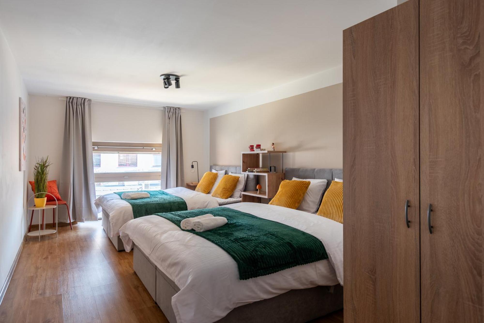 Spacious Apartments Near Karlin Square Praga Zewnętrze zdjęcie
