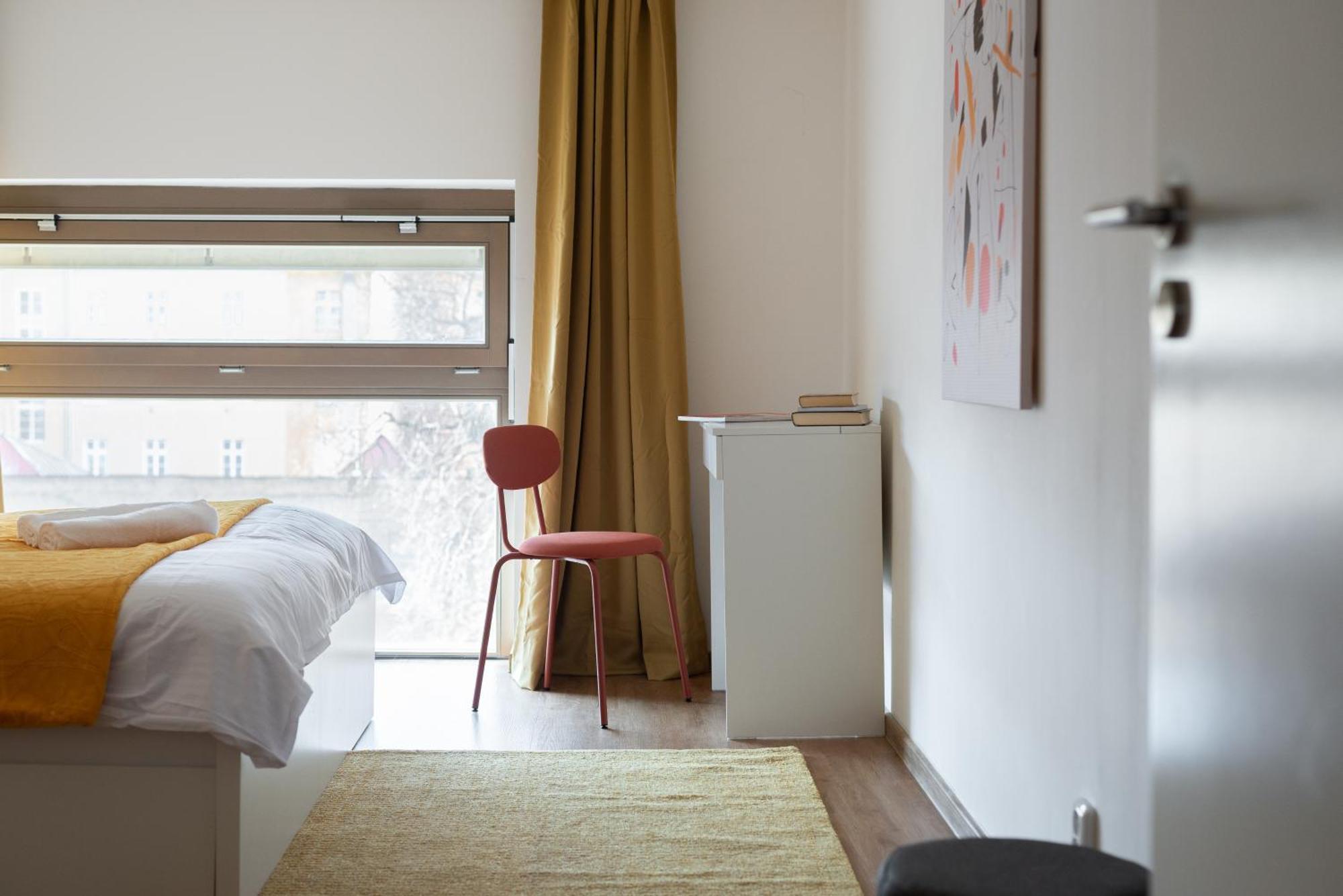 Spacious Apartments Near Karlin Square Praga Zewnętrze zdjęcie