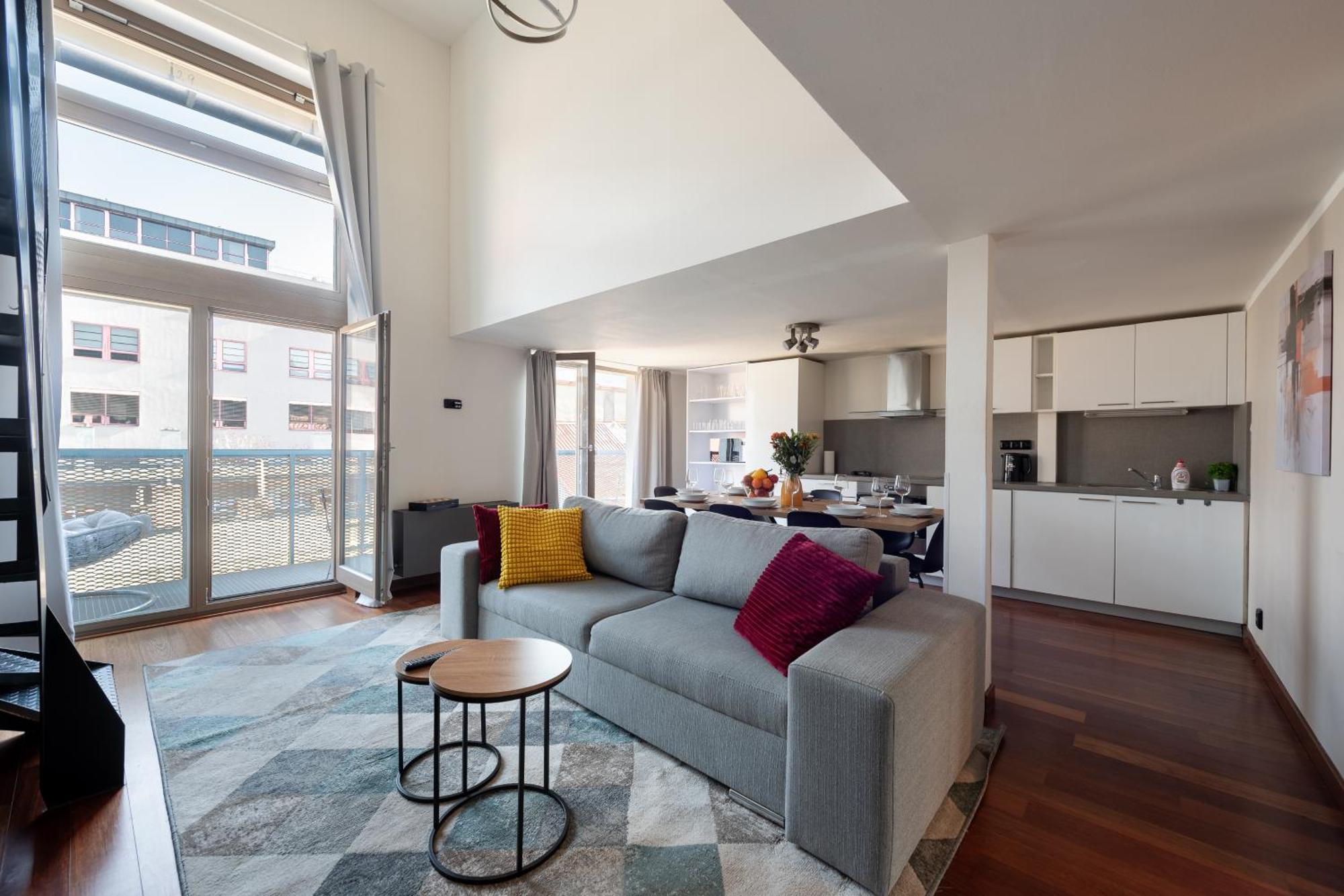 Spacious Apartments Near Karlin Square Praga Zewnętrze zdjęcie